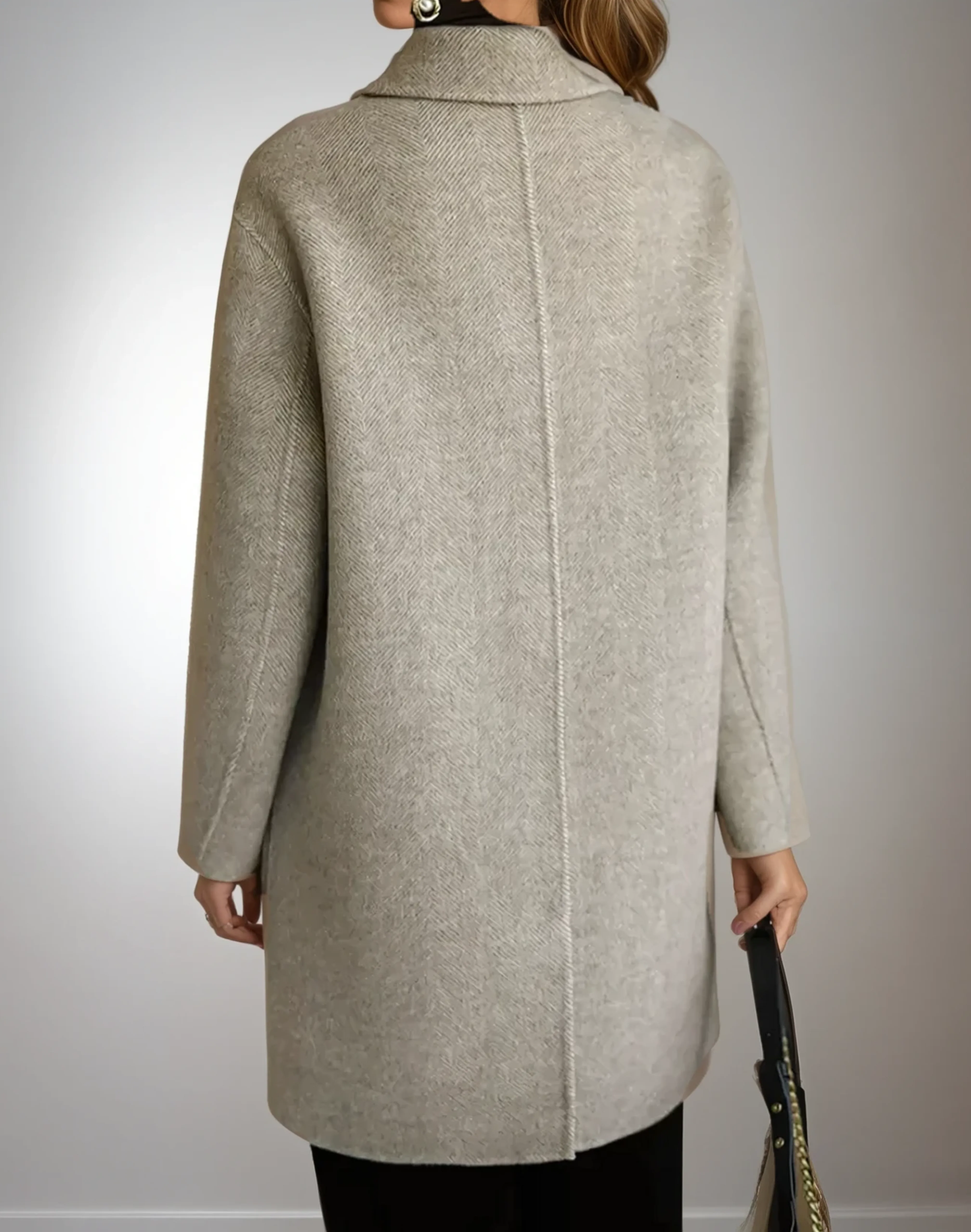 Cytheria | Cozy and Chic Coat - Image 4