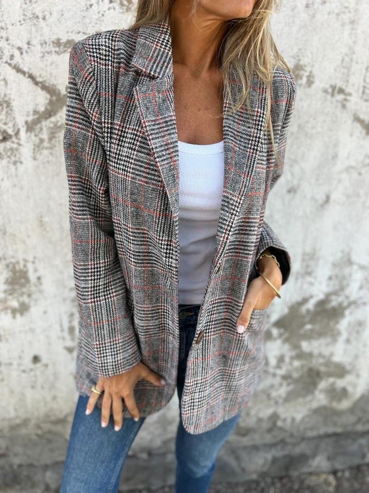 Lynette | Classic Checked Blazer - Image 5