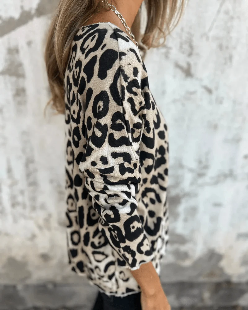 Zerena | Chic Leopard Print Top - Image 5